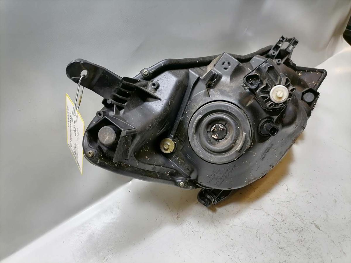 Toyota Yaris XP13 original Scheinwerfer links Halogen BJ14